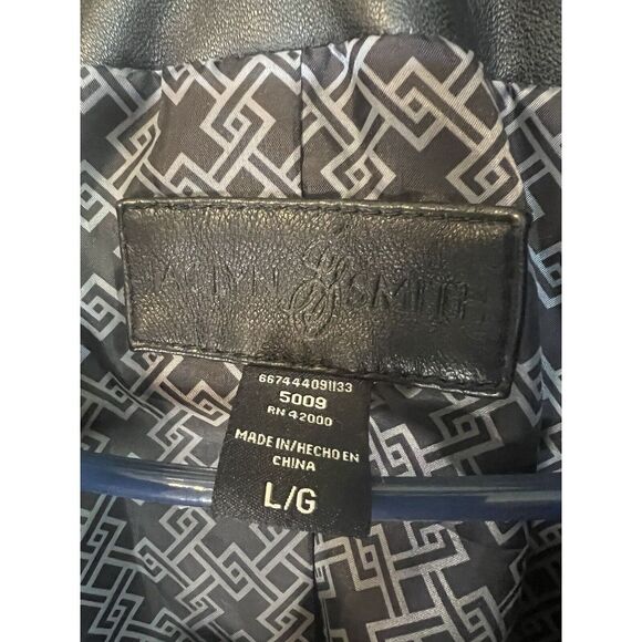 Jaclyn Smith Y2K 90's Black Leather Jacket Button Up Size Large EUC Vintage Coat - Picture 3 of 5